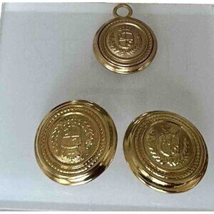Liz Claiborne Crest Clip On Earrings & Pendant Set  Gold Tone Coat of Arms
